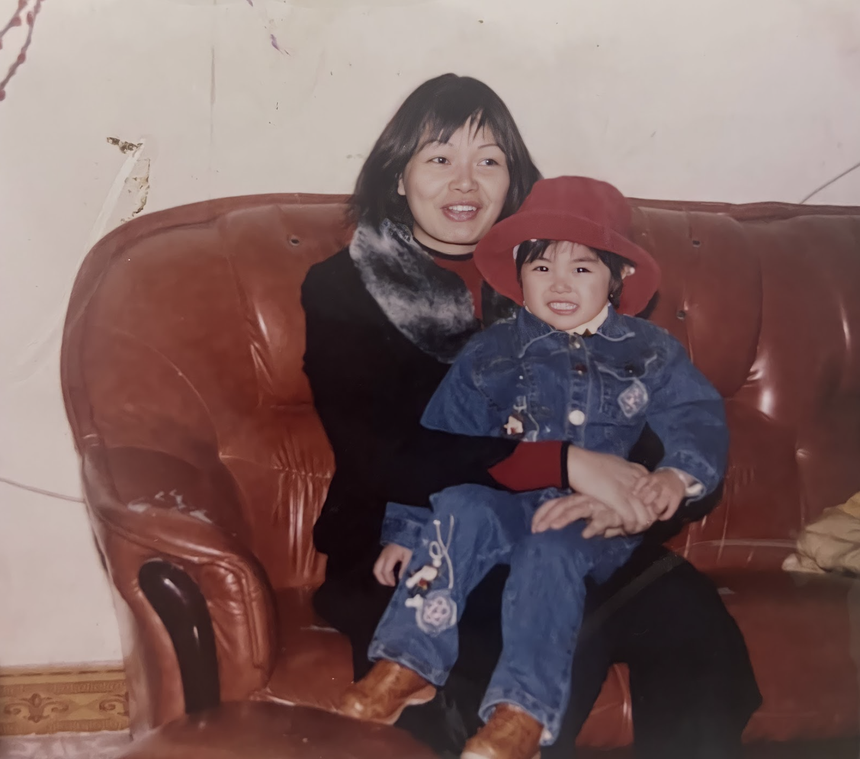 Từng tự ti vì luôn cao nhất nhì lớp, gái xinh 1m79 giờ thành Á khôi trường Báo, thành tích học tập cũng "xịn" vô cùng! - Ảnh 4.