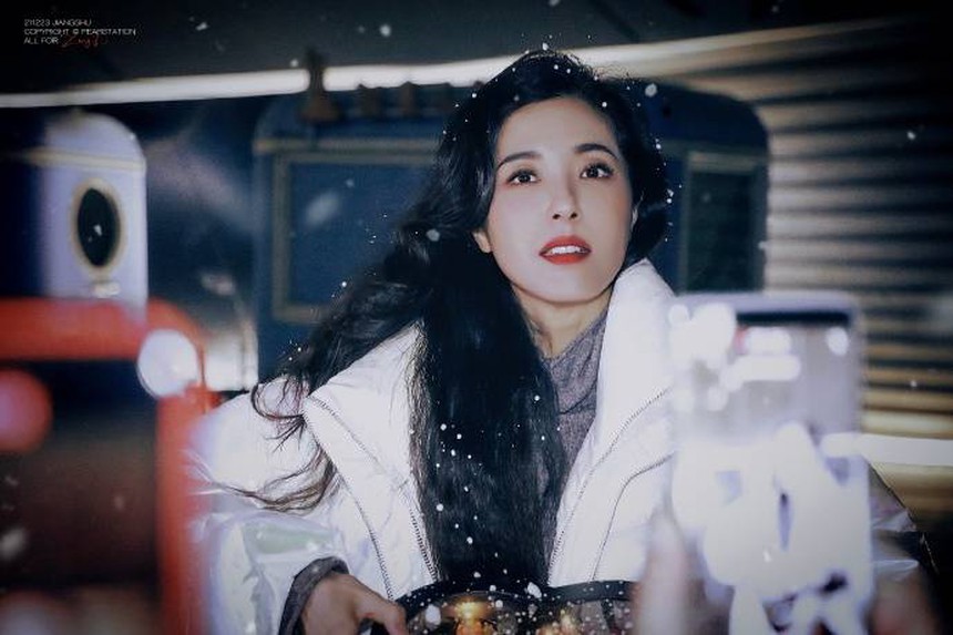 Showbiz có mỹ nhân '200 năm nữa chưa chắc có ai đẹp bằng', hễ hẹn hò anh nào là anh đó giật giải Ảnh đế - Ảnh 12.