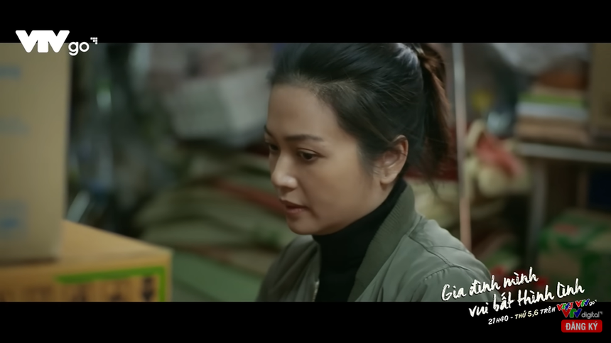 'Gia đình mình vui bất thình lình' tập 11: Bà Cúc tự hào về con dâu, 'trà xanh' tiếp cận Công - Ảnh 6. 'Gia đình mình vui bất thình lình' tập 11: Bà Cúc tự hào về con dâu, 'trà xanh' tiếp cận Công - Ảnh 6.