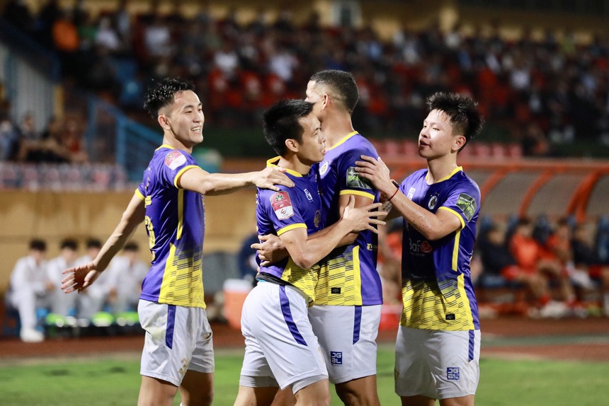 Link xem trực tiếp Hà Nội vs Hải Phòng (19h15, 13/4), Night Wolf V-League 2023 - Ảnh 11.