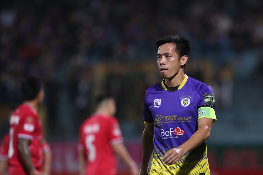 Sau "Quả bóng Vàng không xứng đáng", là câu trả lời "tròn trăm" không thể thuyết phục hơn - Ảnh 2. Sau "Quả bóng Vàng không xứng đáng", là câu trả lời "tròn trăm" không thể thuyết phục hơn - Ảnh 2.