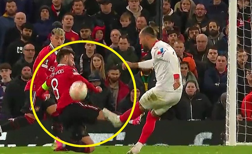 Bruno Fernandes dính án treo giò vì thẻ vàng lãng xẹt, triệu fan MU nổi giận - Ảnh 2.