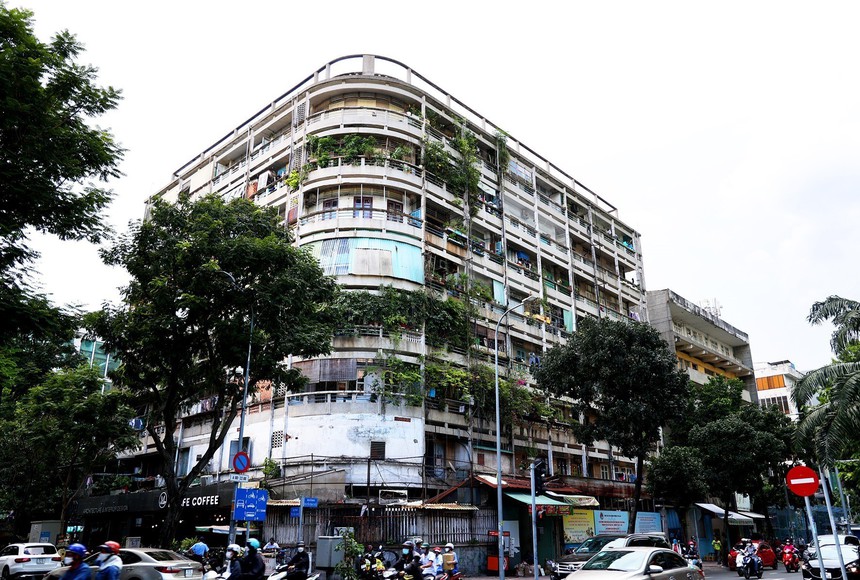 Thêm ngân hàng triển khai cho vay nhà ở xã hội, cải tạo, xây dựng lại chung cư cũ - Ảnh 1.