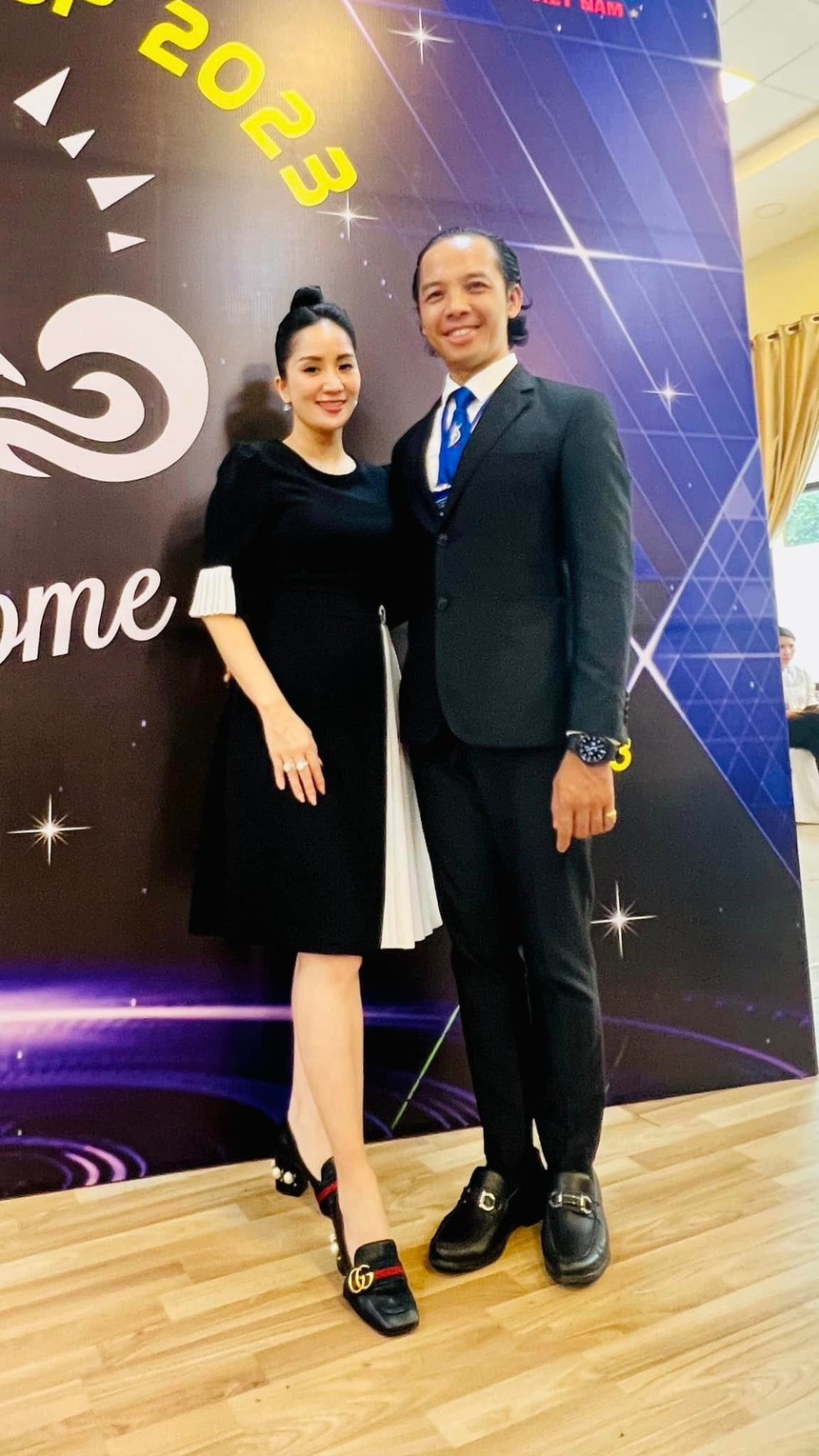 Loạt ảnh bầu xinh xỉu của Khánh Thi ở tuổi 41 - Ảnh 8.