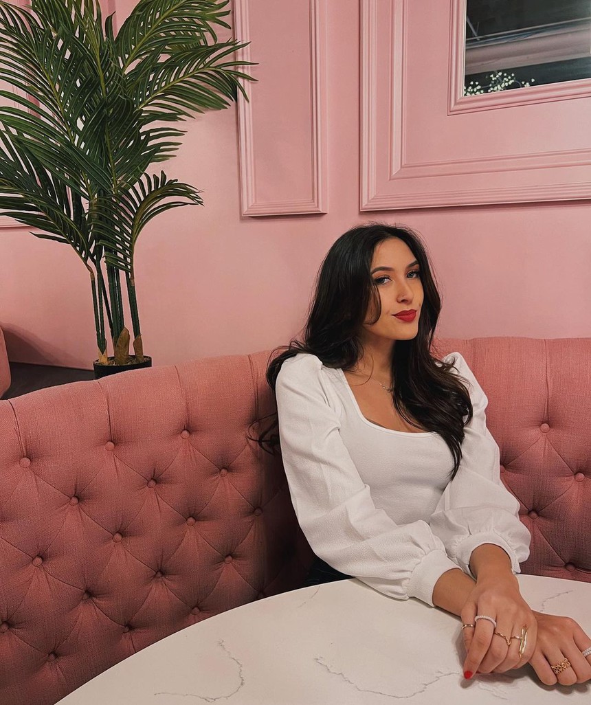 Mỹ nhân SEA Games 32 gây sốt với nhan sắc gây thương nhớ: Bông hồng lai với chiều cao lên tới 1m80 - Ảnh 6.