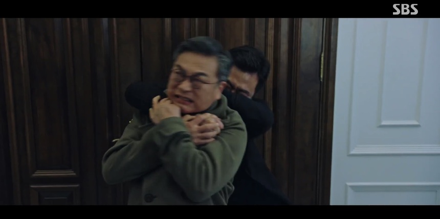 ‘Ẩn danh 2’ tập 15: Nguy hiểm rình rập, Kim Do Gi một lần nữa chiến thắng - Ảnh 7. ‘Ẩn danh 2’ tập 15: Nguy hiểm rình rập, Kim Do Gi một lần nữa chiến thắng - Ảnh 7.