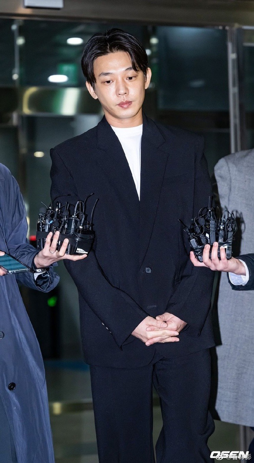 Bóc trần thủ đoạn sau bê bối của sao Hàn: Yoo Ah In và nhóm bạn chuyên đi club tối om, Seungri - Jung Joon Young quyết chối vẫn không thoát tội - Ảnh 3.