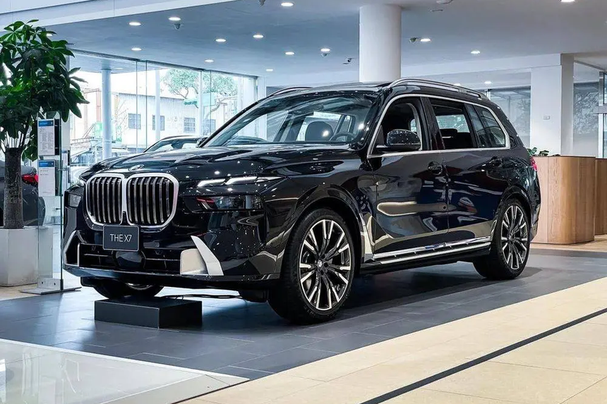 Loạt xe mới lên lịch ra mắt Việt Nam tháng này: Toàn hãng Âu, nhiều mẫu mới lần đầu xuất hiện - Ảnh 3.