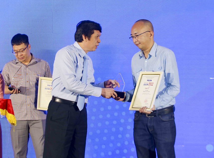 Giải thưởng Báo chí TTXVN 2022: Khẳng định vai trò của cơ quan Thông tấn Quốc gia trong nền báo chí cả nước - Ảnh 3.