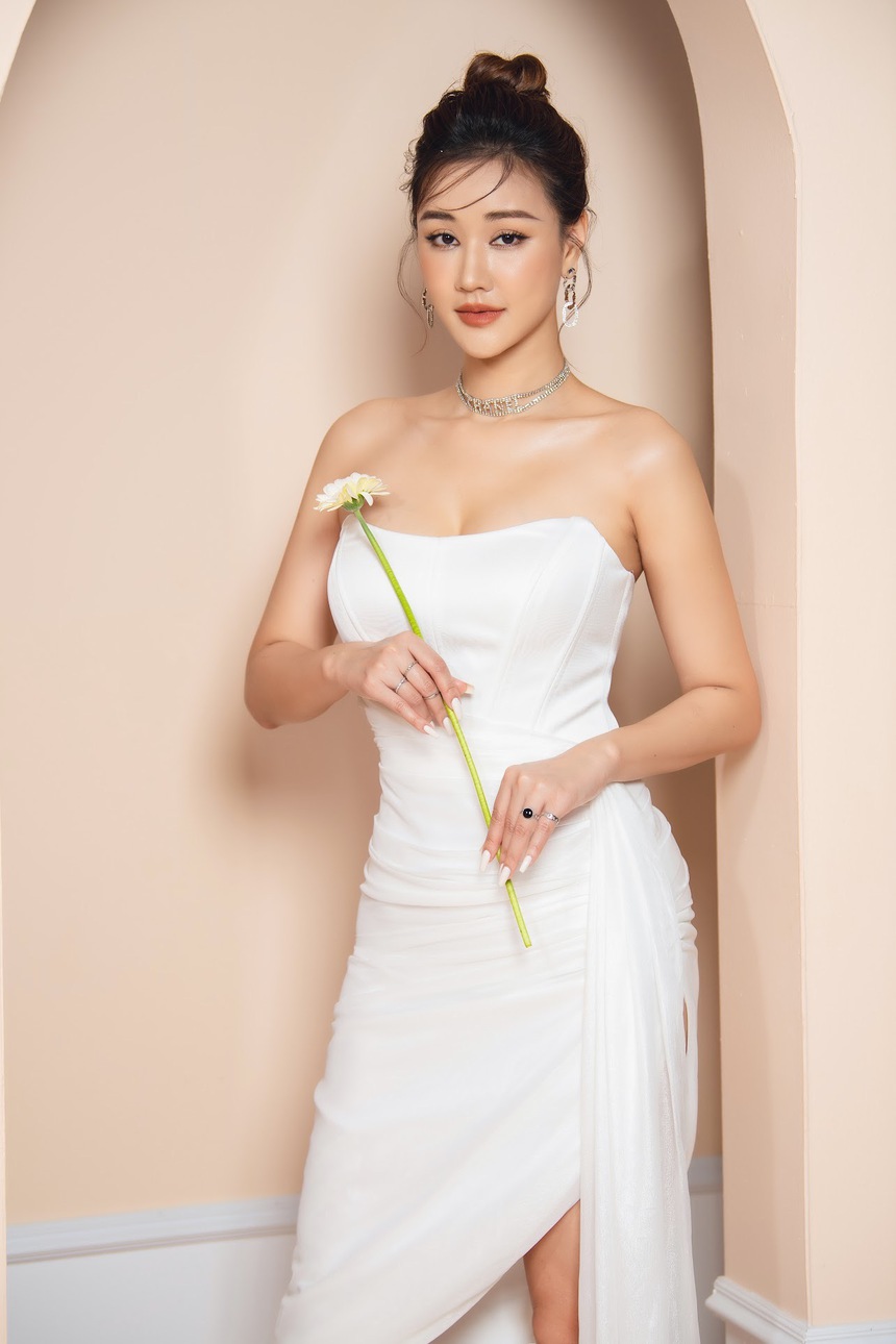 Ca sĩ Maya: Tôi bị liệt dây thần kinh số 7, mấy năm qua ăn chay tụng kinh sám hối - Ảnh 3.