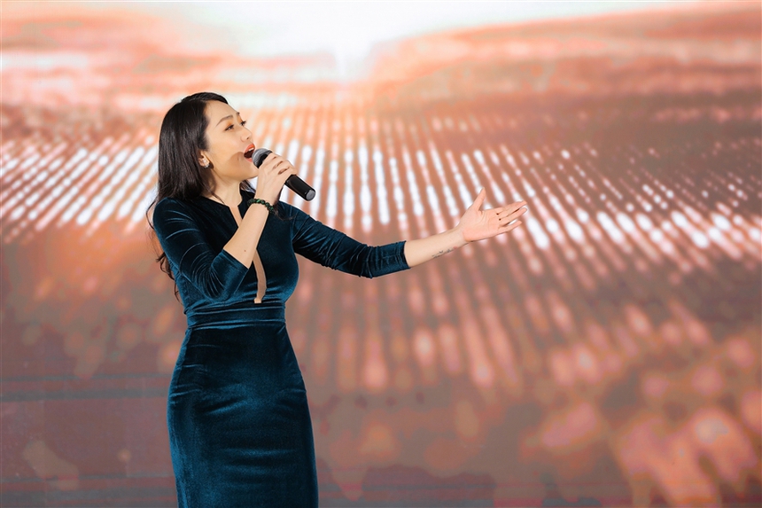 Minh Thu, Tùng Dương mang "hit" triệu view hát mừng Giải báo chí Thông Tấn Xã Việt Nam 2022 - Ảnh 2.