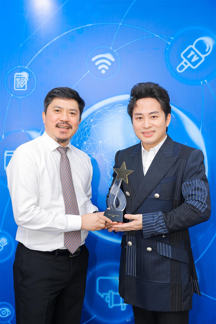 Minh Thu, Tùng Dương mang "hit" triệu view hát mừng Giải báo chí Thông Tấn Xã Việt Nam 2022 - Ảnh 5.