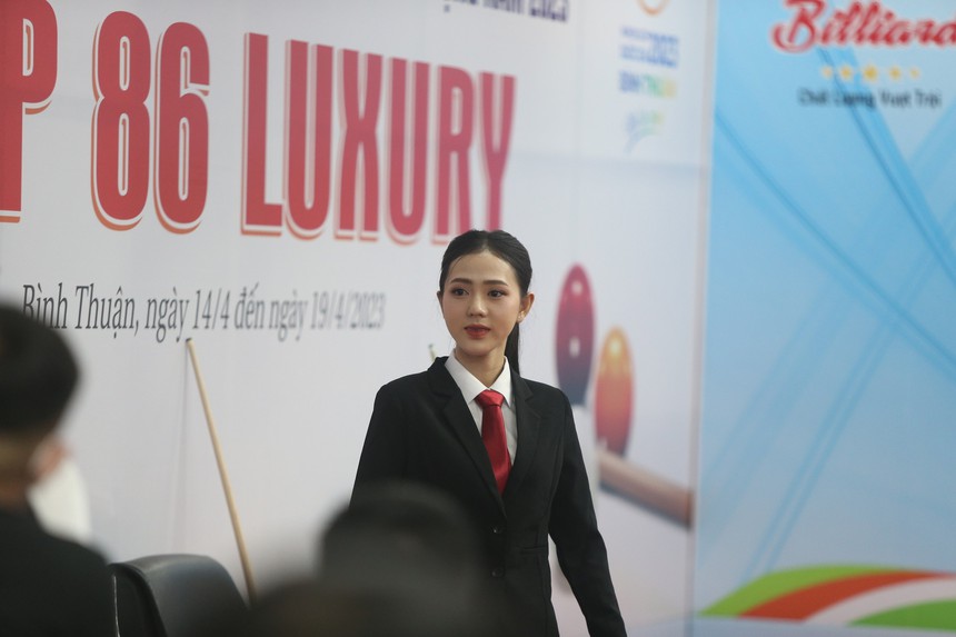 Nữ trọng tài billiards giải Bình Thuận gây sốt với nhan sắc vạn người mê - Ảnh 5.
