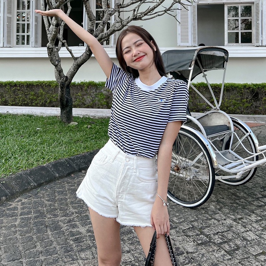 Vợ 2k xinh như búp bê của bùi tiến dũng - Ảnh 2.