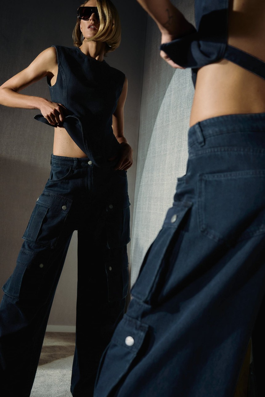 Lisa (BLACKPINK) thả dáng ở Coachela khiến 4 triệu người xịt máu mũi: body cháy và style đỉnh - Ảnh 13. Lisa (BLACKPINK) thả dáng ở Coachela khiến 4 triệu người xịt máu mũi: body cháy và style đỉnh - Ảnh 13.