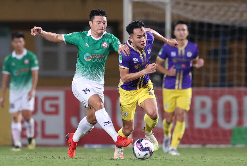 Chờ nhóm đầu “tách tốp” - Ảnh 1.