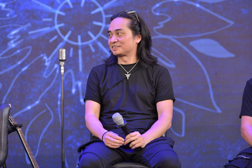 Bức Tường tái xuất, Phạm Anh Khoa tiết lộ gặp khó khăn khi sáng tác vì lấy vợ sớm nên "chưa biết tự do là gì" - Ảnh 2.