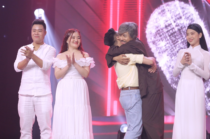 Khiến vợ chồng Cẩm Ly "bất hòa", cặp đôi Jack Long - Khắc Tùng vào chung kết Tuyệt đỉnh song ca - Ảnh 3.