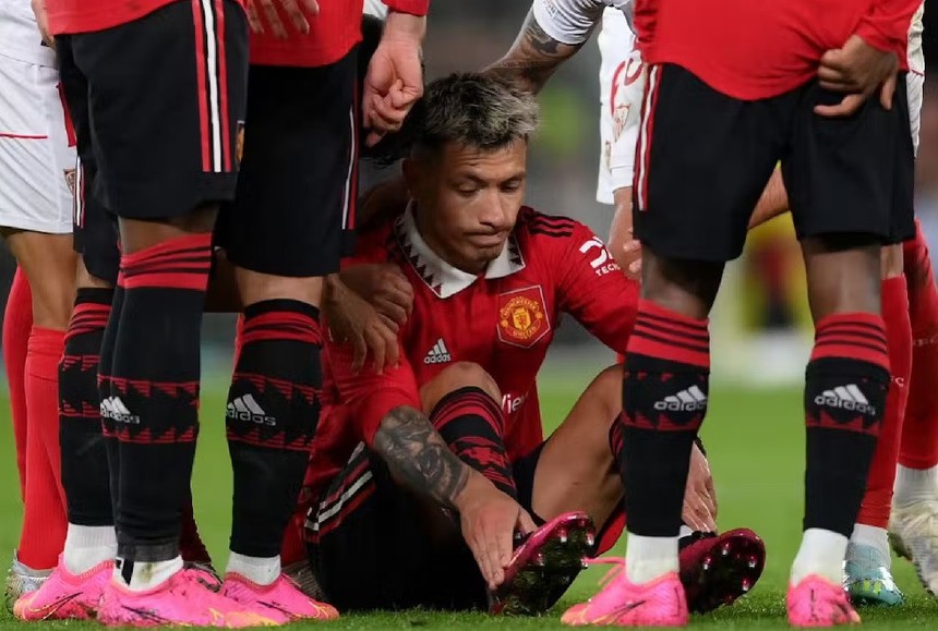 Tin nóng bóng đá sáng 16/4: Real Madrid 'ca khúc khải hoàn' sau trận cầu kỳ lạ - Ảnh 4.