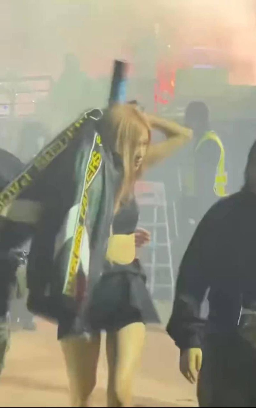 Hé lộ sân khấu Coachella trước giờ G, BLACKPINK xuất hiện hoành tráng bằng trực thăng?  - Ảnh 10.