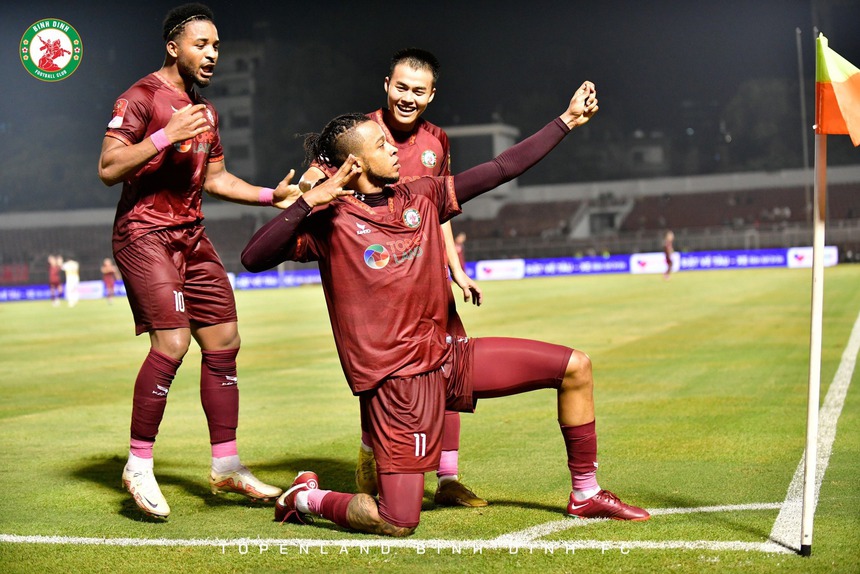 Bóng đá Việt Nam ngày 17/4: U22 Việt Nam tập buổi đầu, Bình Định vs Hà Nội (18h00)  - Ảnh 3.