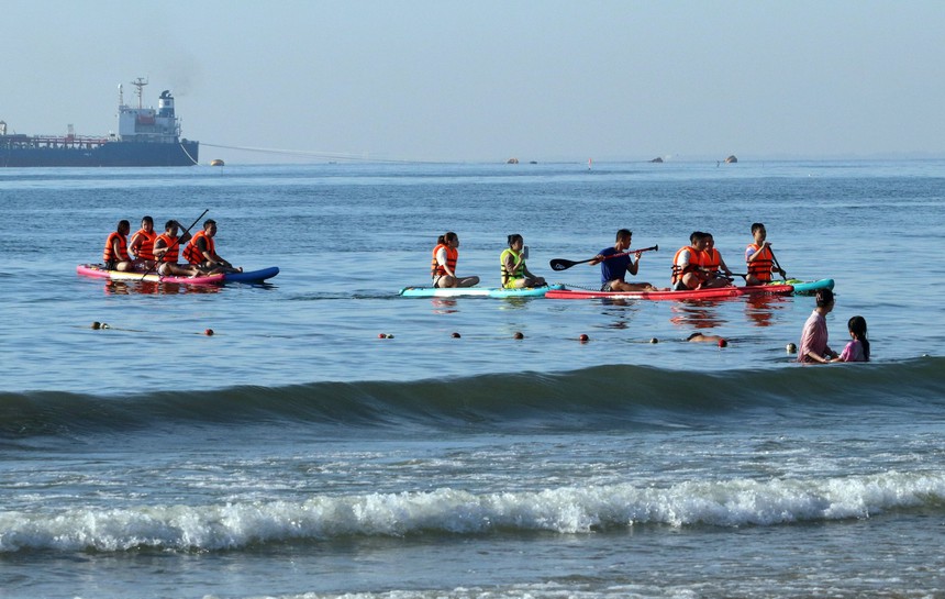 'Nóng' tour du lịch dịp nghỉ Lễ 30/4 và 1/5 - Ảnh 2.