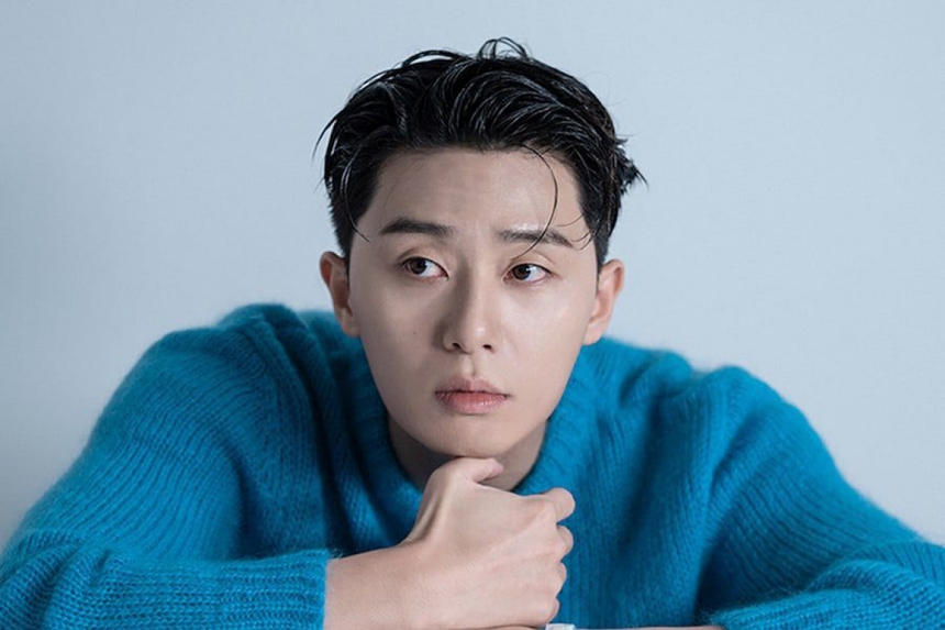 "Tổng tài" Park Seo Joon tiết lộ bí quyết để có chiều cao 1m85: Từ nhỏ đã bị bố bắt tập luyện môn thể dục này - Ảnh 3. "Tổng tài" Park Seo Joon tiết lộ bí quyết để có chiều cao 1m85: Từ nhỏ đã bị bố bắt tập luyện môn thể dục này - Ảnh 3.