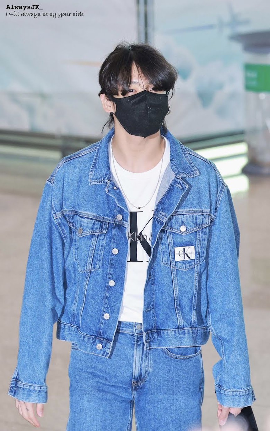 Tan chảy với những hình ảnh Jungkook BTS tại 'Coachella 2023' - Ảnh 1.