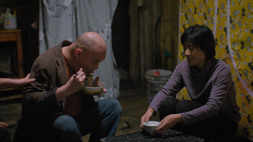 Cuộc đời vẫn đẹp sao: Chồng Luyến bị mất trí nhớ, né tránh ngủ với vợ sau khi gặp lại - Ảnh 2.