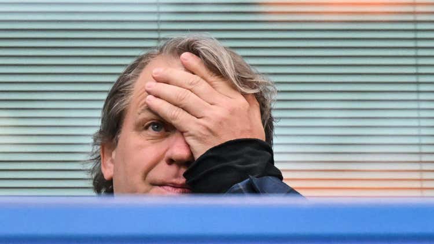 Tin nóng bóng đá sáng 18/4: Ten Hag chốt tương lai của Martial, Real và Barca khẩu chiến cực căng - Ảnh 4.