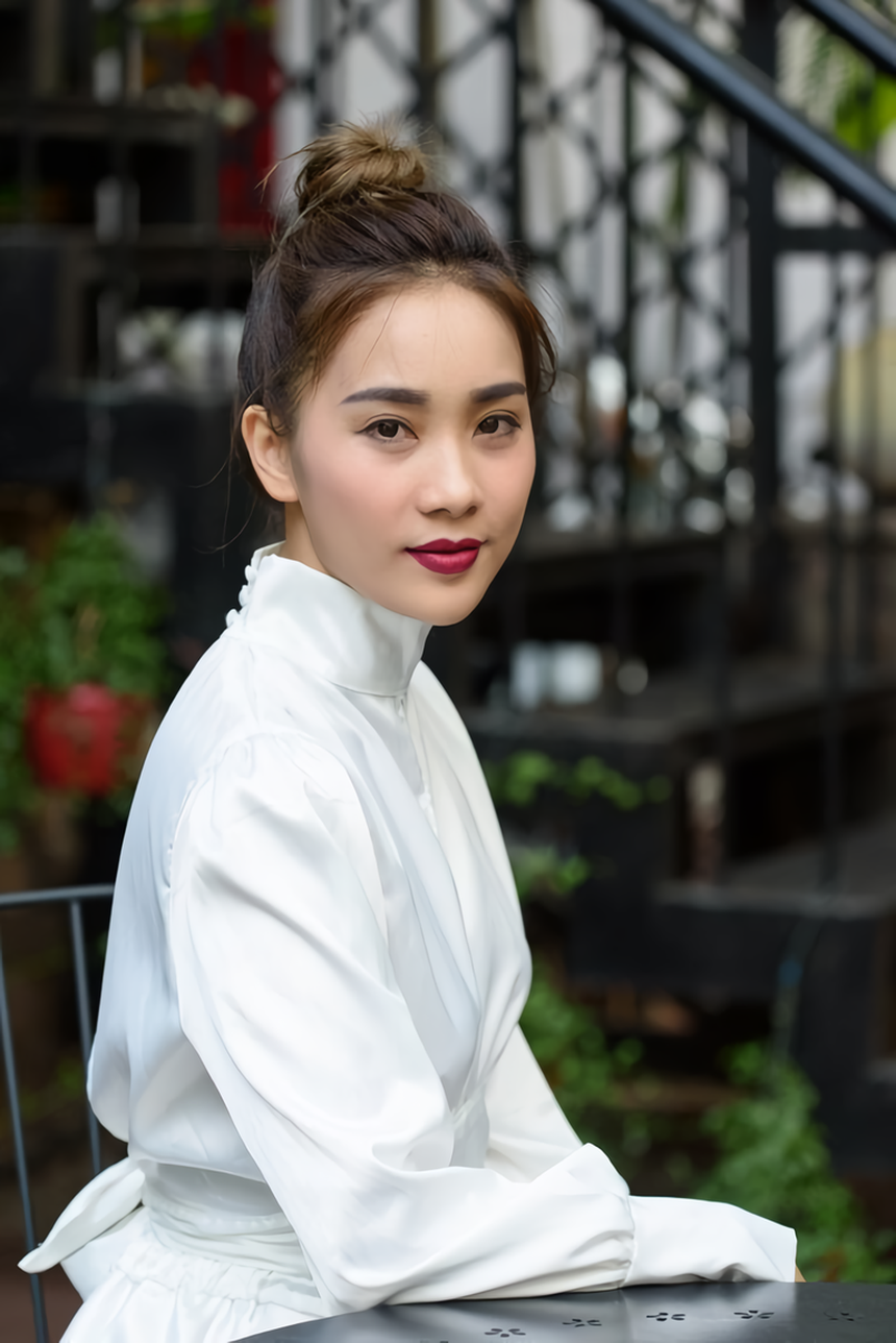 Hết hồn khi nghe các “ca sĩ” TikTok hát live: Hệ quả của tư duy làm nhạc “mì ăn liền”, có 1 đoạn viral là tự tin cầm mic? - Ảnh 4.