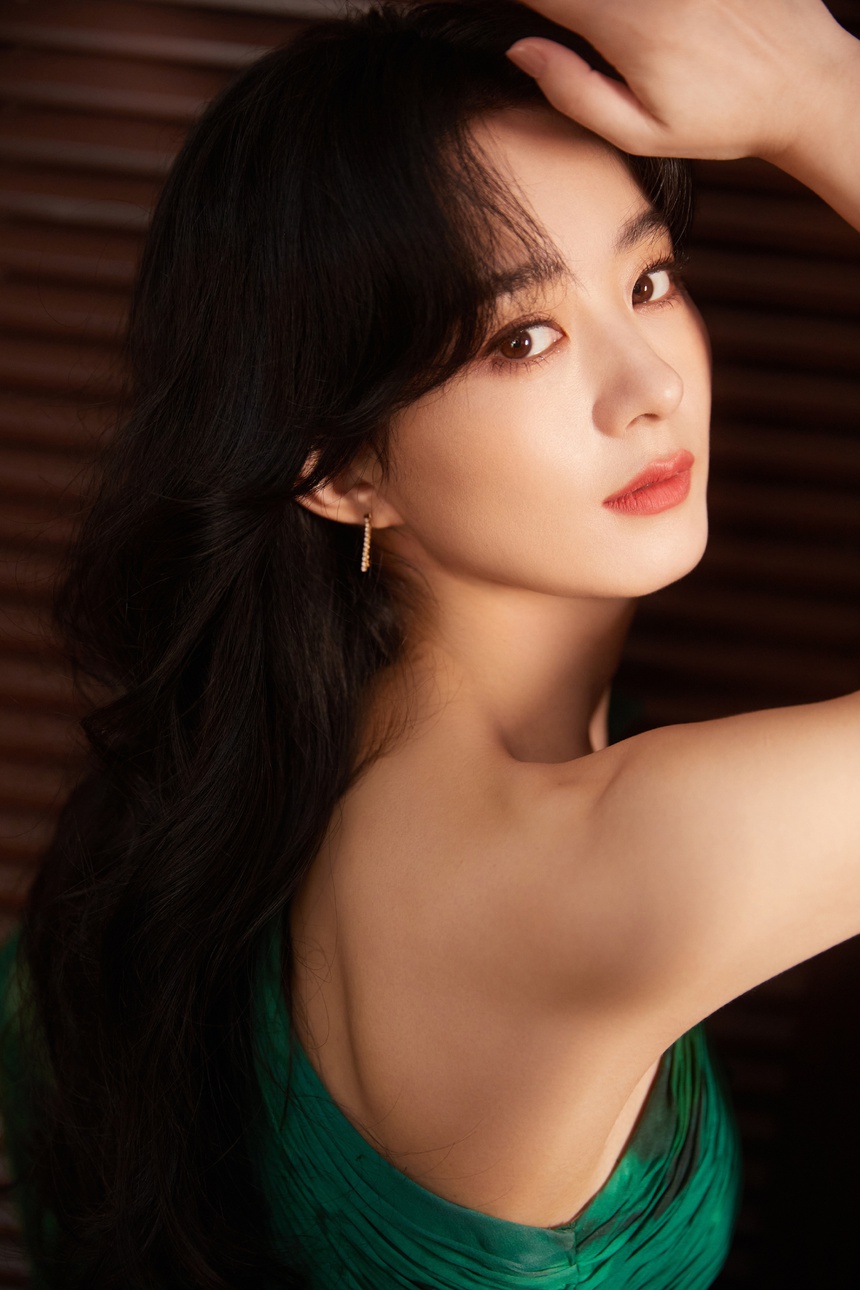 Triệu Lệ Dĩnh khả năng cao được xướng tên tại Bạch Ngọc Lan 2023? - Ảnh 1.