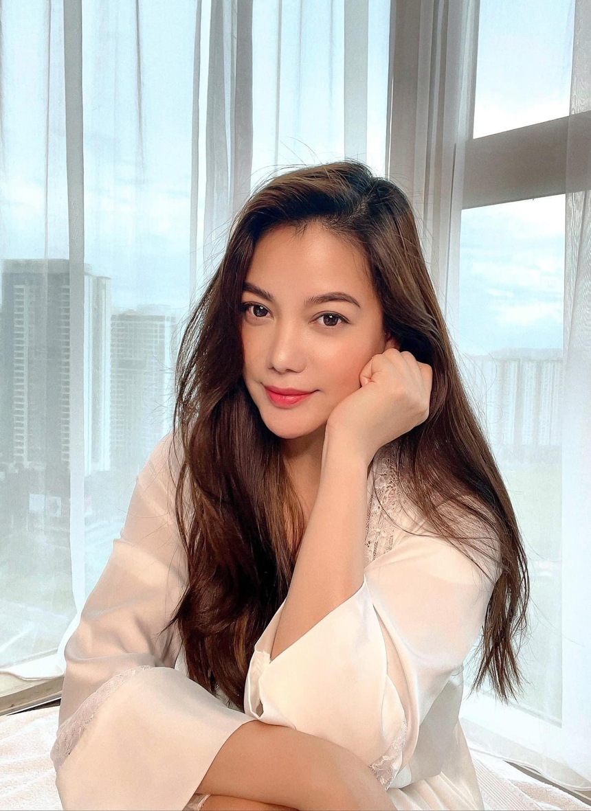 Nhan sắc tuổi 46 của Trương Ngọc Ánh: Lộ dấu hiệu lão hóa nhưng sở hữu một thứ đáng mơ ước trên gương mặt - Ảnh 6.