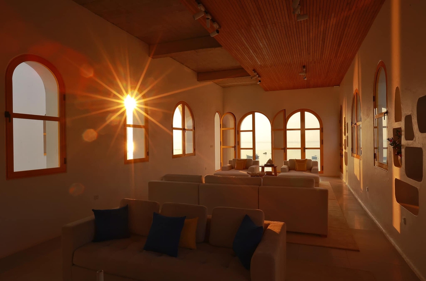 Ngắm cơ ngơi của Phan Như Thảo: Biệt thự ven biển lãng mạn như một giấc mơ, thiết kế đậm chất Địa Trung Hải càng ngắm càng mê đắm - Ảnh 4. Ngắm cơ ngơi của Phan Như Thảo: Biệt thự ven biển lãng mạn như một giấc mơ, thiết kế đậm chất Địa Trung Hải càng ngắm càng mê đắm - Ảnh 4.