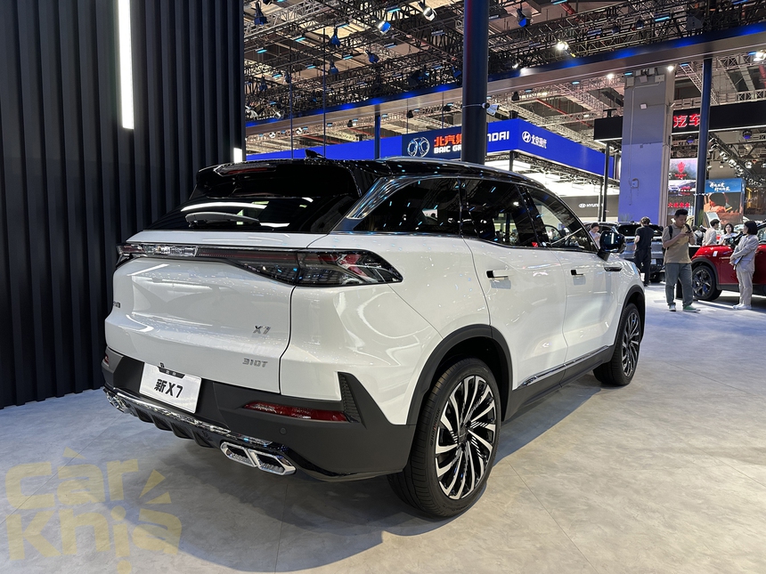 Ảnh thực tế Beijing X7 - Ảnh 5. Ảnh thực tế Beijing X7 - Ảnh 5.