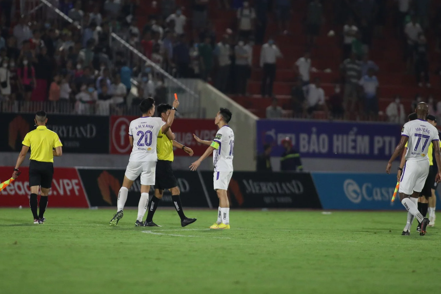 Văn Quyết lý giải vì sao mình bị "anti-fan" - Ảnh 2.