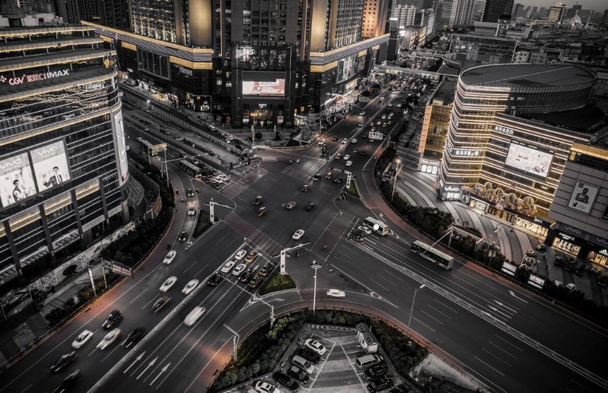 Chán thành phố, cô gái lên núi tự tay khai phá 12.000m2 đất hoang thành thiên đường của riêng mình: Cuộc sống  trồng rau, nuôi gà vẫn thú vị hơn là ngồi “gõ phím di chuột” - Ảnh 3.