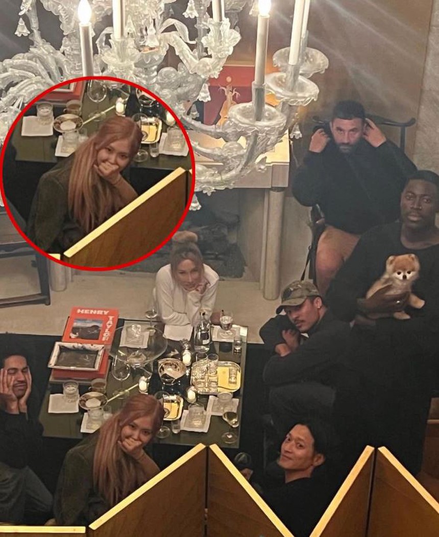 Dàn tình tin đồn "dài như sớ" của Rosé (BLACKPINK): Từ Jungkook (BTS), CEO Spotify, “thái tử Naver” đến “thánh sống xứ Hàn” hơn 16 tuổi đều đủ cả - Ảnh 28.