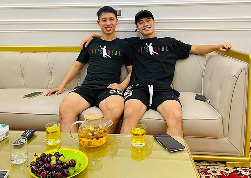 Đội trưởng ĐT Việt Nam làm điều bất ngờ cho Văn Toàn và HLV Park Hang-seo tại Hàn Quốc - Ảnh 1.