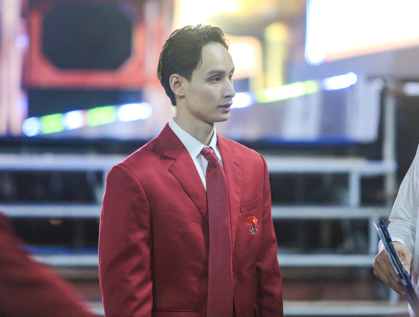 Đinh Phương Thành, Thúy Vi cùng dàn VĐV Việt Nam  - Ảnh 1.