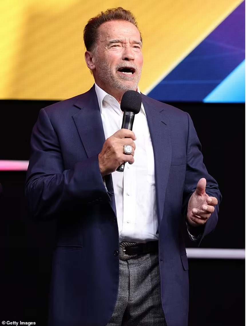 'Kẻ hủy diệt' Arnold Schwarzenegger tung cuốn sách tạo động lực mới 'Be Useful: Seven Tools For Life' - Ảnh 5.