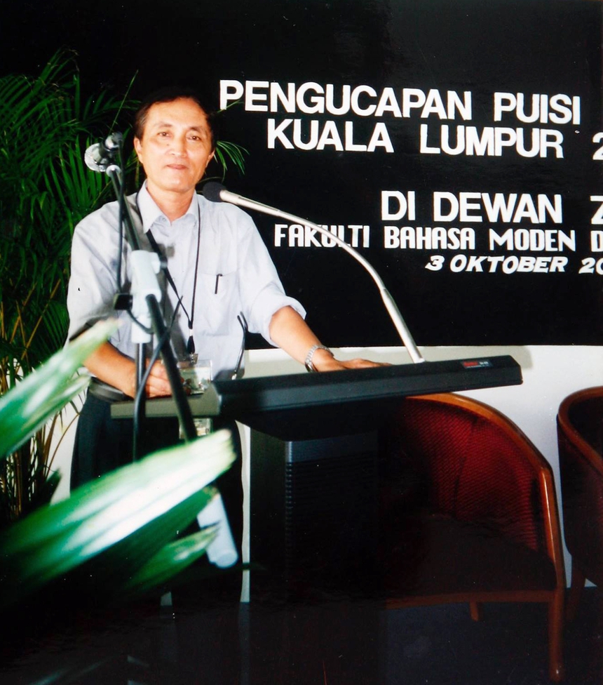 Gặp lại các tác giả được đưa vào sách giáo khoa - Nhà thơ Nguyễn Trác: Thiếu nhi - độc giả đáng yêu nhất, nhưng cũng khó tính nhất - Ảnh 6. Gặp lại các tác giả được đưa vào sách giáo khoa - Nhà thơ Nguyễn Trác: Thiếu nhi - độc giả đáng yêu nhất, nhưng cũng khó tính nhất - Ảnh 6.