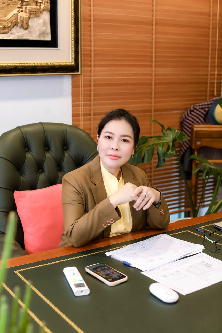 Vợ CEO của diễn viên Quý Bình: "Anh Bình nói là mình phải dạ thưa, anh nói là mình phải nghe" - Ảnh 2. Vợ CEO của diễn viên Quý Bình: "Anh Bình nói là mình phải dạ thưa, anh nói là mình phải nghe" - Ảnh 2.