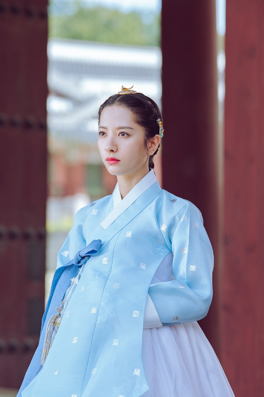 Đây chắc chắn là nữ chính xinh nhất màn ảnh Hàn hiện tại - Ảnh 5. Đây chắc chắn là nữ chính xinh nhất màn ảnh Hàn hiện tại - Ảnh 5.