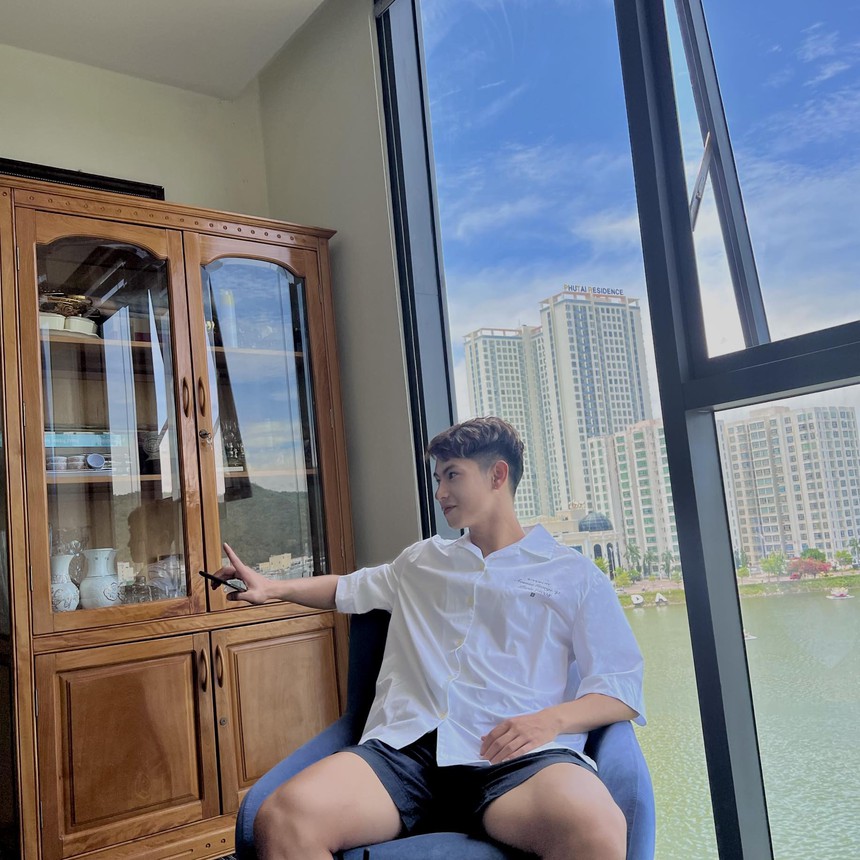 Tuyển thủ 'hotboy' từng vô địch SEA Games 31 bỗng nổi trở lại bởi ngoại hình chuẩn nam thần, body 6 múi - Ảnh 9.