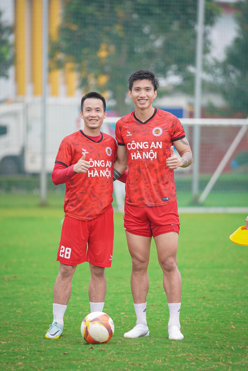 Bóng đá Việt Nam ngày 2/4: Công an Hà Nội vs Khánh Hòa (17h00), Nam Định vs Hải Phòng (18h00) - Ảnh 1.