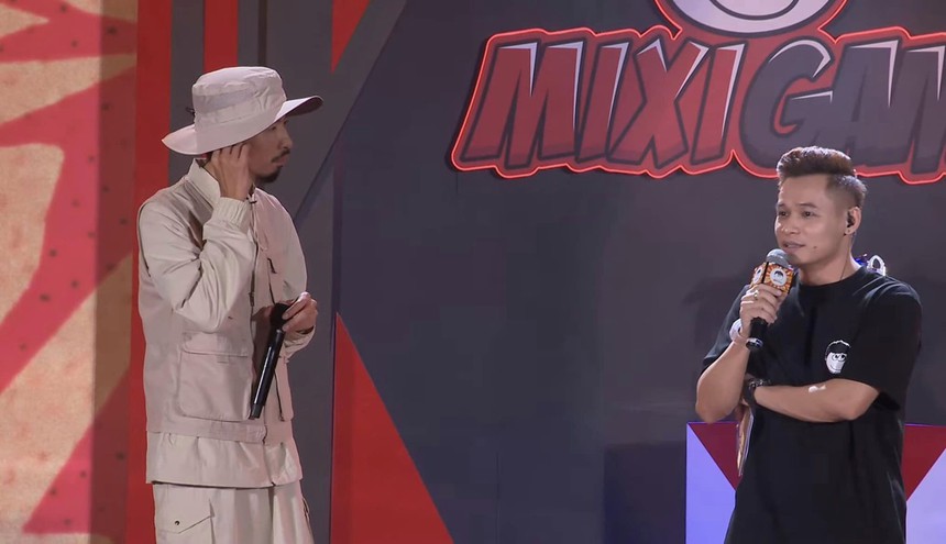 Độ Mixi mở buổi offline "ao làng": Đen Vâu diễn, Hòa Minzy tặng 1 bài và xin từ nay đến cuối đời Độ không hát nữa! - Ảnh 2.