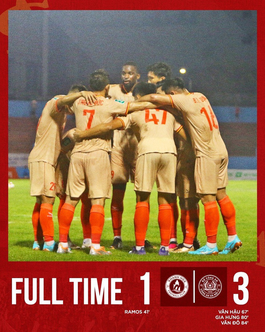 Đoàn Văn Hậu tỏa sáng đúng lúc, CLB CAHN nhọc nhằn ngược dòng nhờ sai lầm khó tin của đối thủ - Ảnh 2. Đoàn Văn Hậu tỏa sáng đúng lúc, CLB CAHN nhọc nhằn ngược dòng nhờ sai lầm khó tin của đối thủ - Ảnh 2.