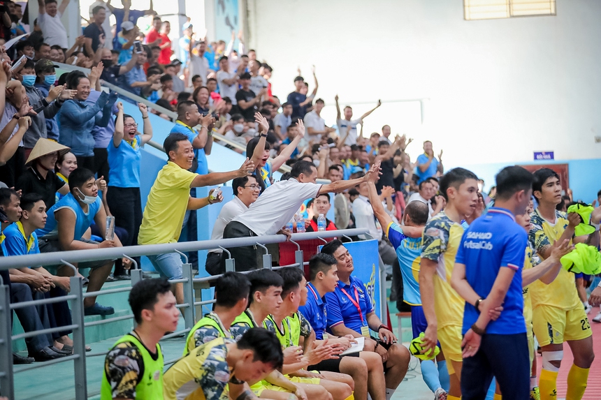 Sahako chứng tỏ vị thế nhà vô địch futsal Việt Nam - Ảnh 2. Sahako chứng tỏ vị thế nhà vô địch futsal Việt Nam - Ảnh 2.