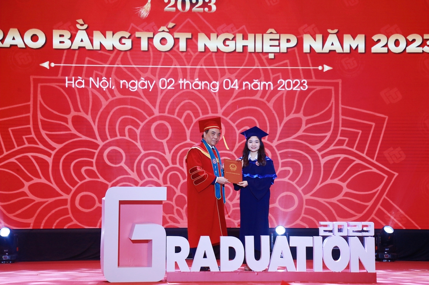 Đây là Tân Thủ khoa đầu ra Ngoại thương với GPA gần như tuyệt đối! - Ảnh 4. Đây là Tân Thủ khoa đầu ra Ngoại thương với GPA gần như tuyệt đối! - Ảnh 4.